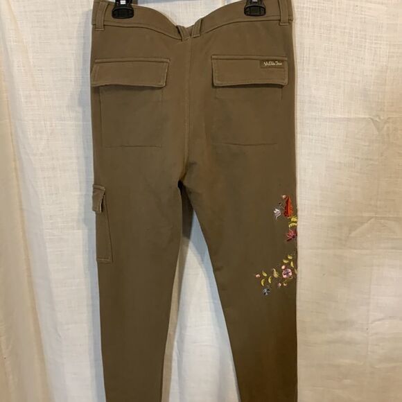 Matilda Jane Small Scouts Honor Pants with floral stitching on one leg - Picture 2 of 12